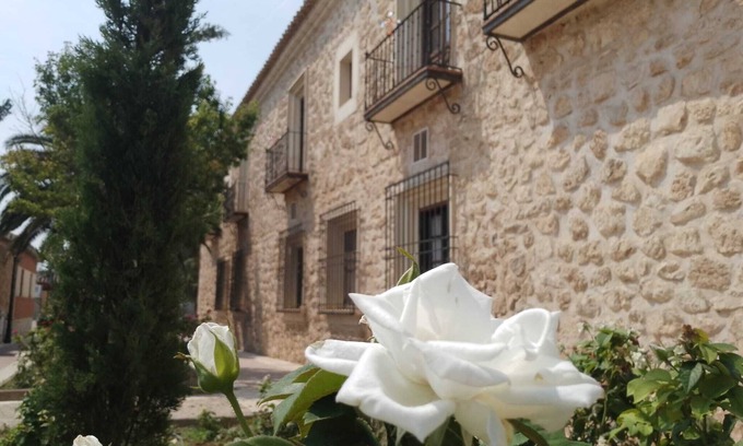 Lillo House | El Convento de Lillo