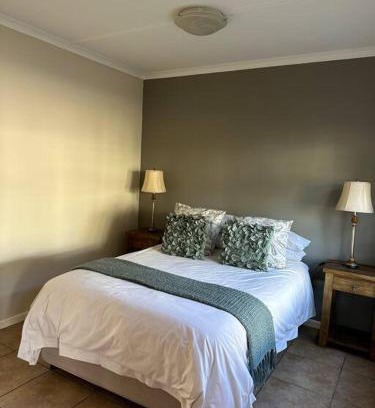 Oudtshoorn Apartment | El Dorado 78