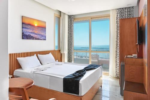 Ras El Bar Hotel | El Mena Grand