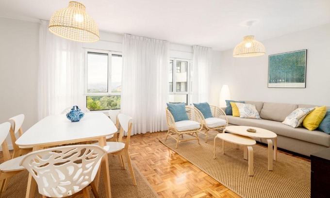 Gijon-Este Apartment | El Muro 22 - Piso en 1ª línea de playa 6pax - VUT-7360-AS