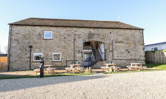 Fourstones Near Bentham Cottage | ELDROTH, pet friendly, character holiday cottage in Long Preston