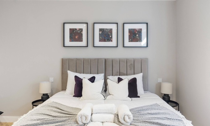 Golders Green Apartment | Elegant 2BR | Sleeps 6 | Hotel-Style Comfort