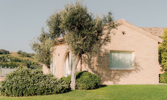 Civitanova Marche Other | Elegant annex between sea, infinity pool and hills in Le Marche