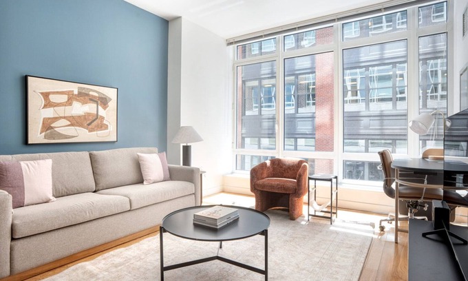 Back Bay East Apartment | Elegant Back Bay 1BR w/W/D, Gym & Roof, nr Copley Sq, by Blueground