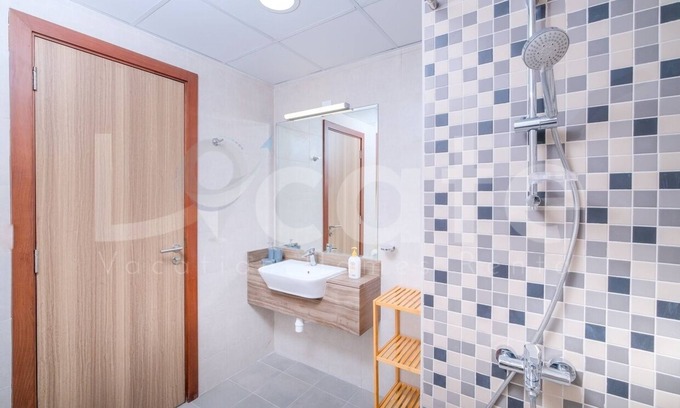 Dubai Apartment | Elegant & Chic 1BR Apt w/Full swimming pool View
