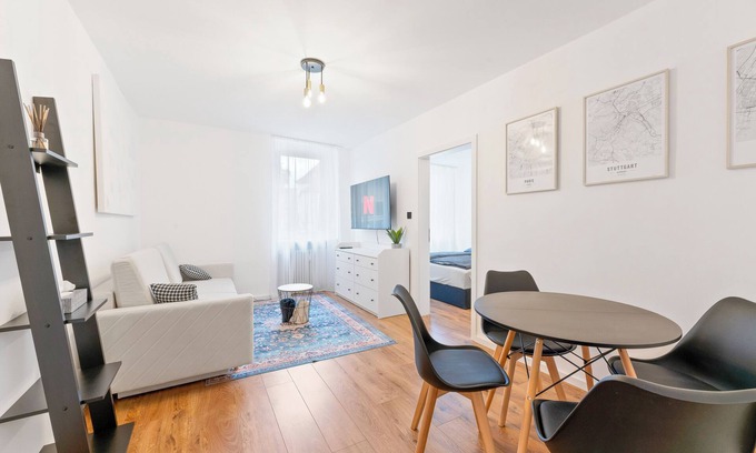 Neckarvorstadt Apartment | Elegant city apartment