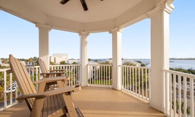 Upper Grand Lagoon Condo | Elegant Fourth Floor Condo with Shared Pool & Hot Tub, Ocean View, and WiFi