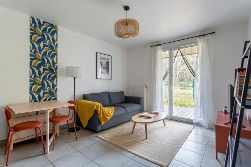 Saint-Romain-au-Mont-d'Or Apartment | Elegant apartment in the heart of the Mont d'Or