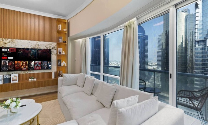Jumeirah Lake Towers Apartment | Elegant Haven | Spacious 2BR in Lake Terrace