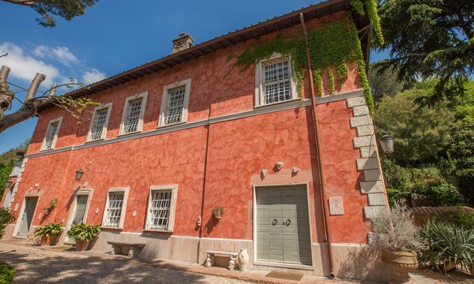 Zona III Marcigliana Villa | Elegant historic villa, 8km to Rome, air con, pool, spa, bbq, garden, services