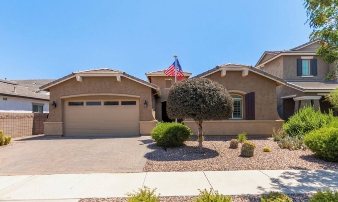 Queen Creek House | Elegant Home w/Pool & New Furnishings Throughout Located in Heart of Queen Creek
