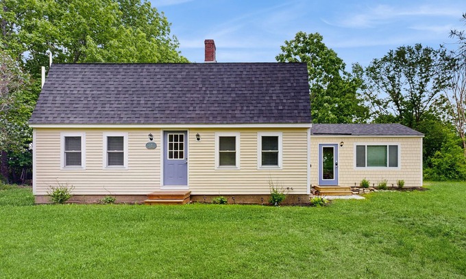 Wiscasset House | Elegant home with a cozy living area, Wifi, backyard, and washer/dryer