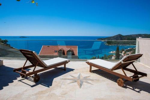 Mlini Villa | Elegant Sea-View Villa with Pool