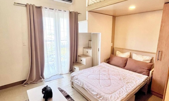 Iloilo Condo | Elegant Studio in Saint Honore