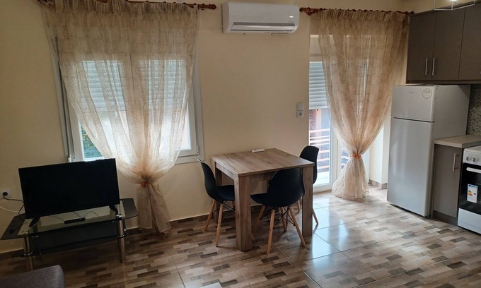 Lesvos Apartment | Elegant Studio Mytilini - 5 λεπτά από το κέντρο της πόλης!