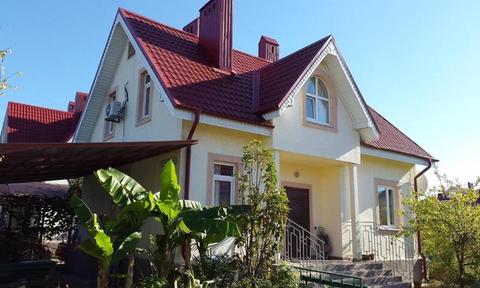 Imeritinskaya Lowland House | Elena House