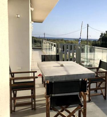 Faistos Apartment | EleNi