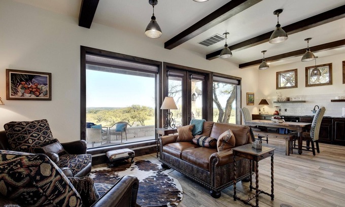 Fischer House | Eleven Eleven Ranch - Professionally Decorated Romantic Getaway w/Great Views!