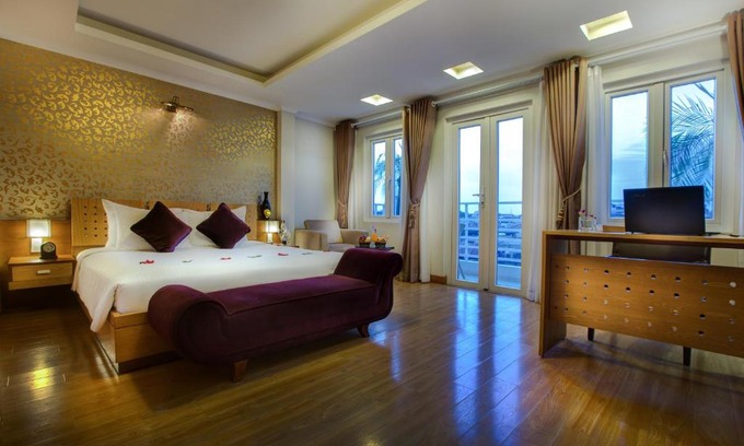 Old Quarter Hotel | Eliana Ruby Hotel & Travel