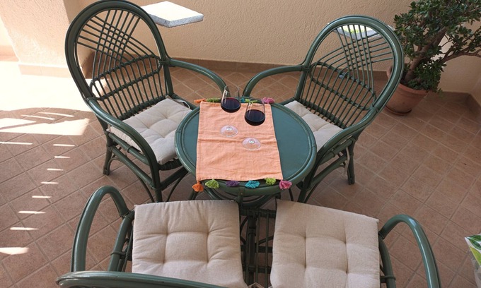 Camaiore Apartment | Elisabeth house comfort & relaxation.Among the hills and the sea in absolute peace.