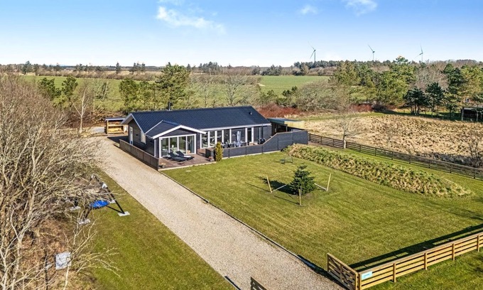 Vemb House | "Elisaveta" - 400m to the fjord by Interhome