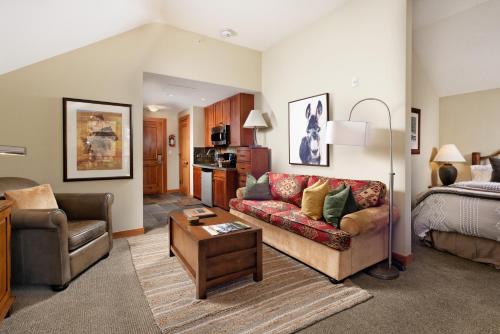 Snowmass Village Apartment | Elk Camp Cove Snowmass Top-floor Mountain Studio