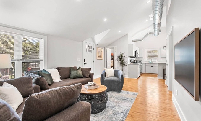 Elon Apartment | Elon Loft