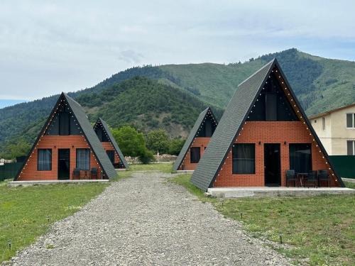 Likani Apartment | Emerald Cottages