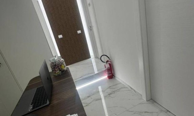 Naples House | Emerald Rooms: amber standard double room
