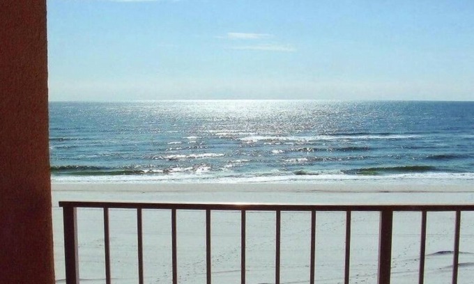 Orange Beach Condo | EMERALD SKYE - BEAUTIFUL GULF FRONT CONDO & CLOSE TO EVERYTHING IN ORANGE BEACH!