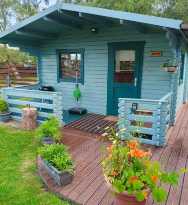 Inverness Ski Chalet | Emili Fois