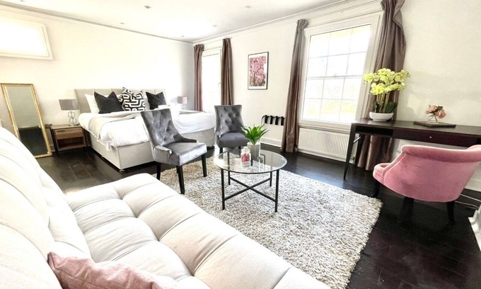 Cambridge City Centre Apartment | EMMANUEL HOUSE - ⚡️Opulent 1-Bed Apt in Central Cambridge⚡️