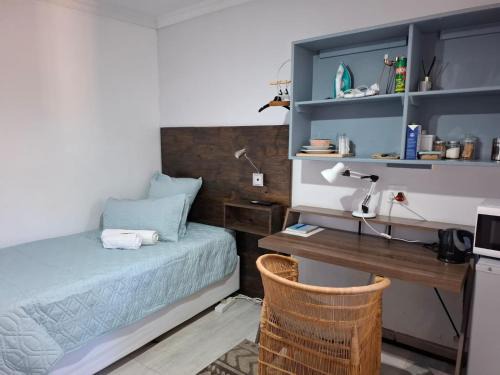Bloemfontein Bed & Breakfast | Emmaus Single Room