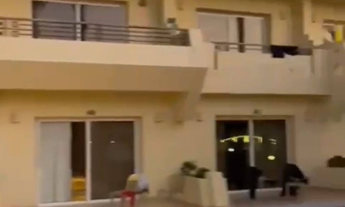 Sharm El Sheikh Ski Chalet | Enchanting chalet with AC in Amwaj oyoun sharm el sheikh families , couples only