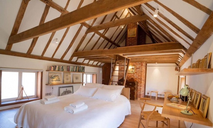 Diss House | Enchanting Hoxne Holiday Home