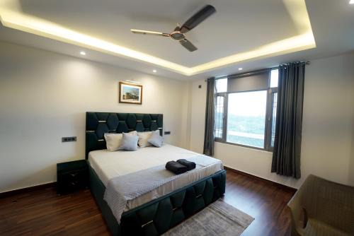 Kumarhatti House | Enchanting Pines Villas By Infinity