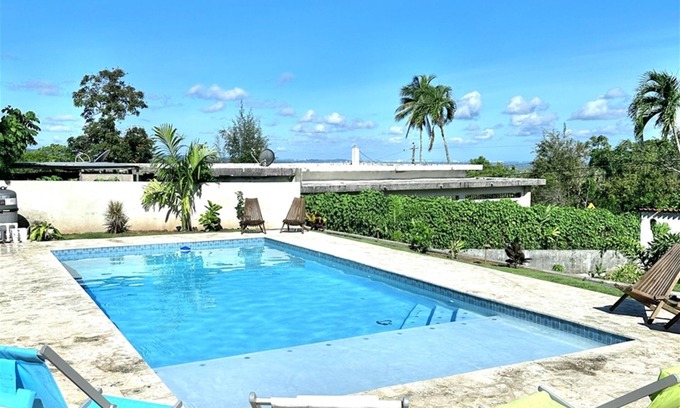 Zarzal House | Enchanting Rainforest Getaway with Pool