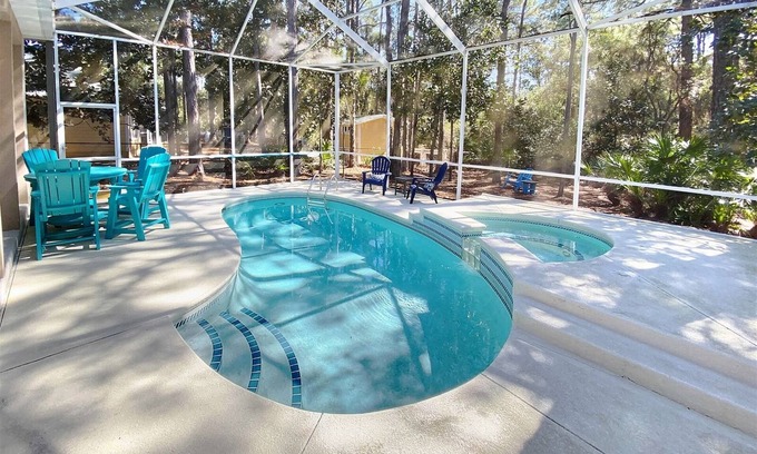 Sugarwood Beach House | Enclosed Private Heated Pool - 4 Bikes - Updated Home - `Endless Summer`