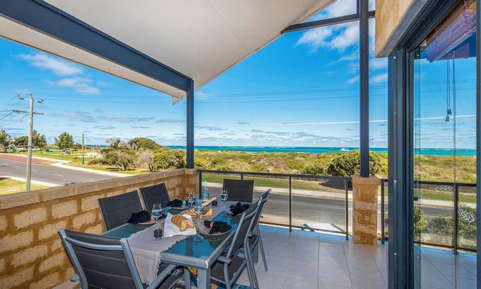 Lancelin House | Endless Summer - Perfect Location