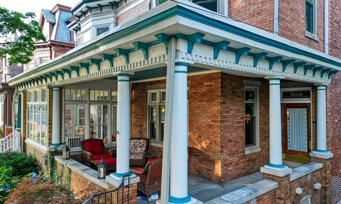 Harrisburg - Hershey House | Engle's Place-Newly Renovated Historic HBG Home