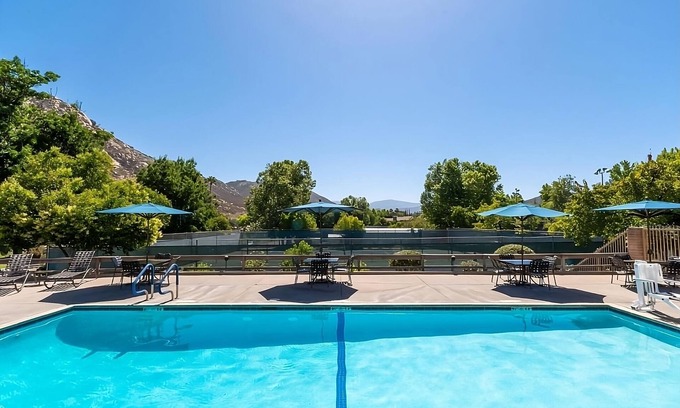 San Diego Country Estates Hotel | Enjoy a Hassle-Free Stay! 3 Convenient Units w/Full Kitchen + Pool & Parking