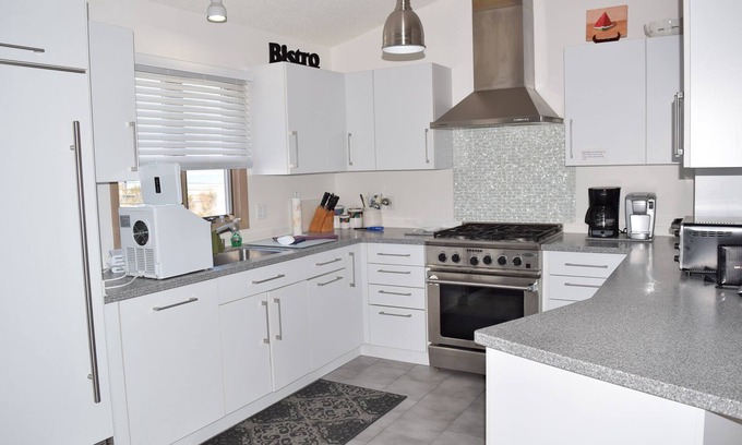 Sea Isle City House | Enjoy both Ocean and Bay views from one of the many decks