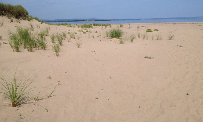 Bayfield Cottage | Enjoy Gorgeous Sunsets On This Rare Sandy Beach.