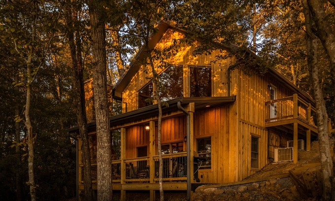 Bristol Cabin | Enjoy Mtn/Rvr Views from Bufflehead Cabin, porch fireplace, 500ft river frontage