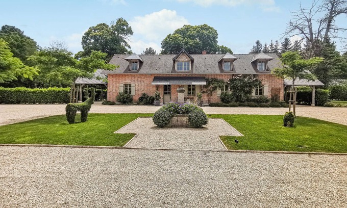 Nouan-le-Fuzelier House | Enjoy privacy and luxury in this villa on a beautiful estate.