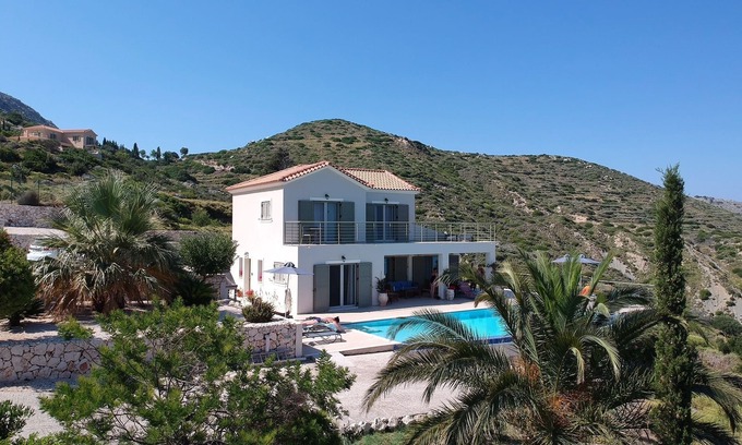 Skala Villa | Enjoy privacy & peace at Villa Ambelonas and stunning infinity sea views