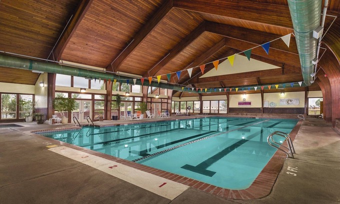 Pagosa Springs Resort | Enjoy the Crisp Mountain Air on the Pinon Lake w/Golf, hiking, skiing, riding and fishing