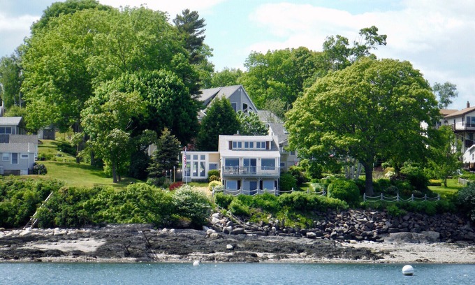Mid-Coast and Islands House | Enjoy the Fall Colors on the Coast of Maine!