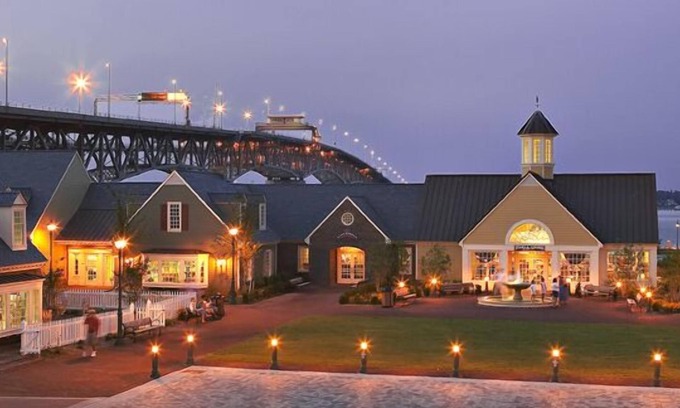 Ware Other | Enjoy The Simple Life In This Luxury Farmhouse Near Williamsburg