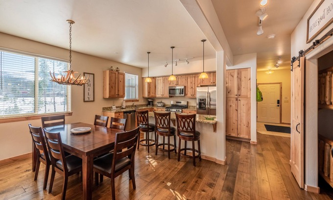Winter Park Condo | Enjoy the vibe of the village of Winter Park- steps from 3BR ultra-clean condo!